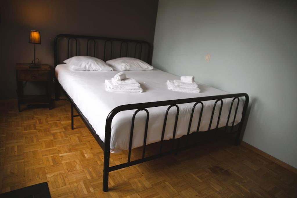 Cozy 3 Bedroom House With 11 Kw Electric Car Charger Hesperange Esterno foto