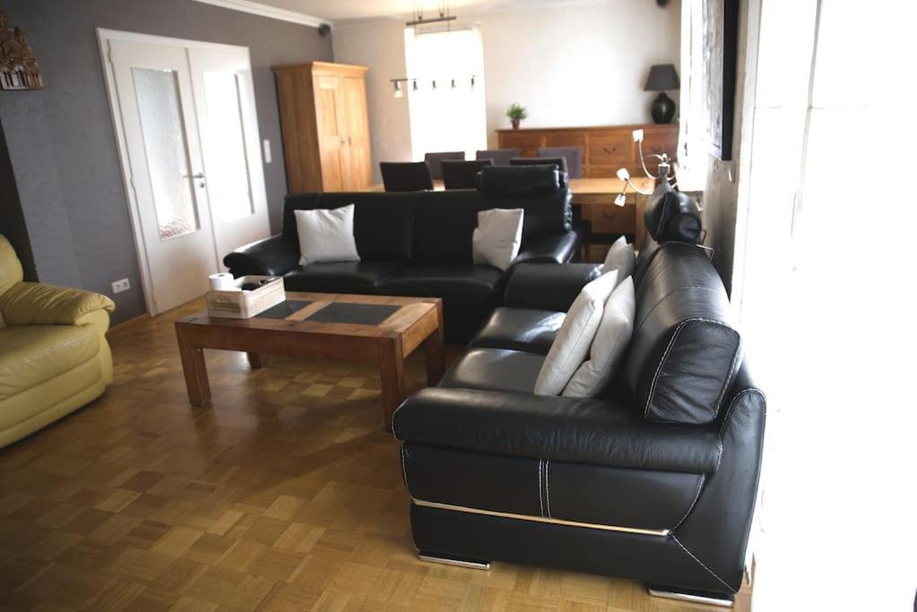 Cozy 3 Bedroom House With 11 Kw Electric Car Charger Hesperange Esterno foto