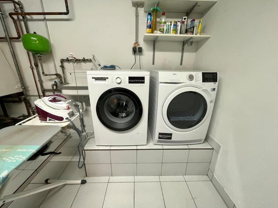 Cozy 3 Bedroom House With 11 Kw Electric Car Charger Hesperange Esterno foto