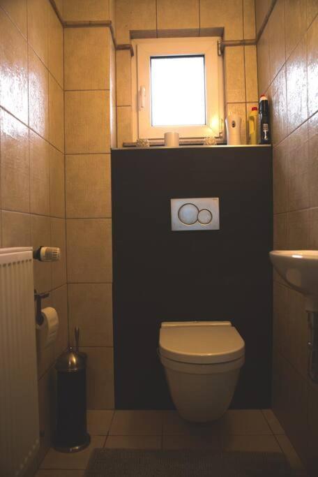 Cozy 3 Bedroom House With 11 Kw Electric Car Charger Hesperange Esterno foto